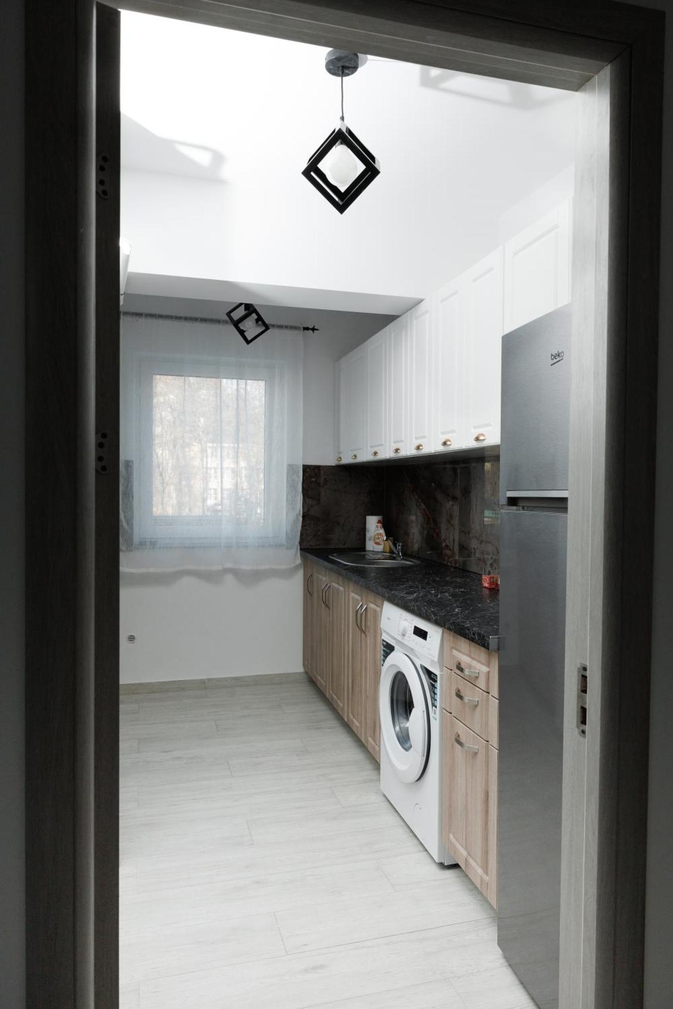 Exclusive Ultracentral Apartments And Studios #Enescu#Universitatii#Сучеава Екстериор снимка