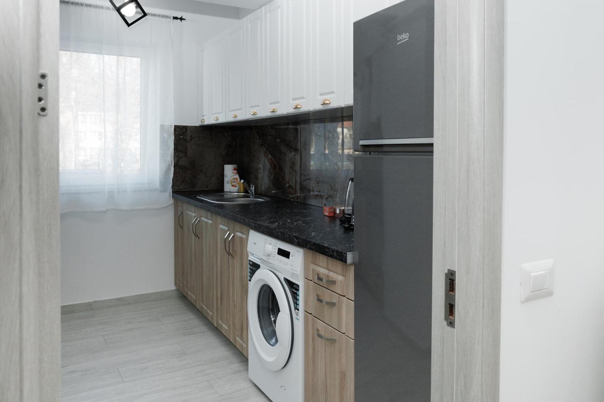 Exclusive Ultracentral Apartments And Studios #Enescu#Universitatii#Сучеава Екстериор снимка