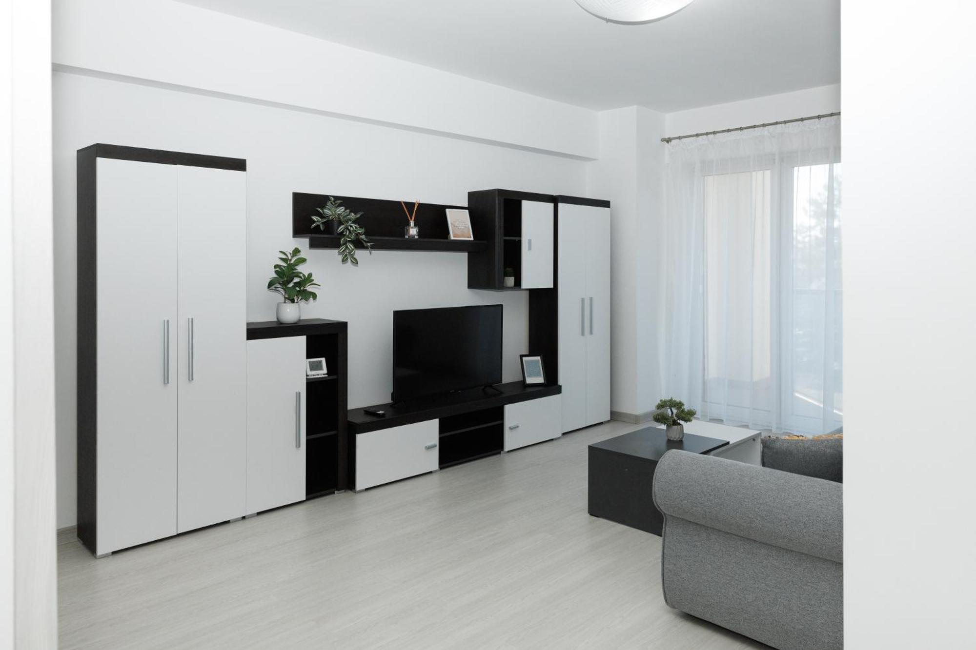 Exclusive Ultracentral Apartments And Studios #Enescu#Universitatii#Сучеава Екстериор снимка